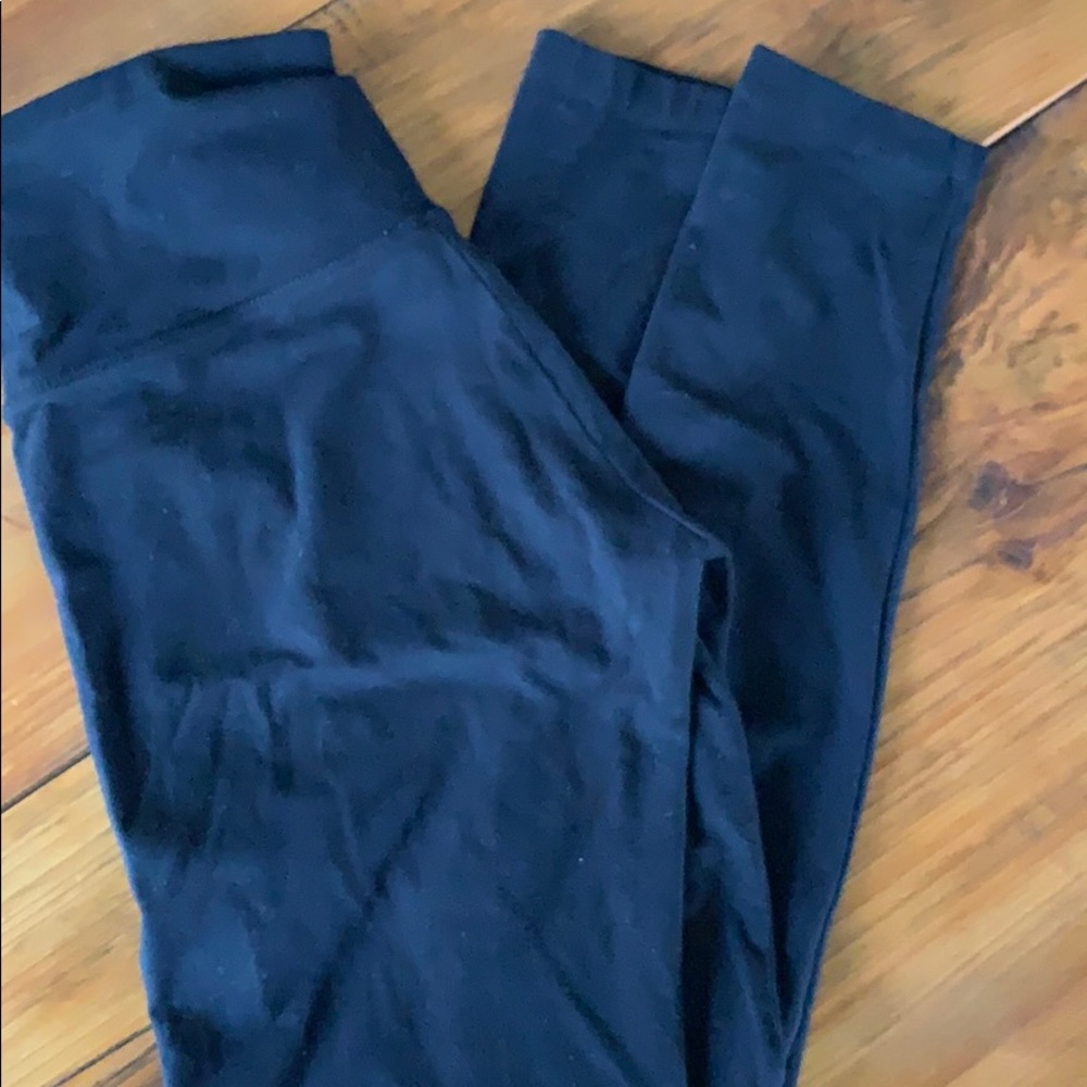 Ruby Ribbon leggings